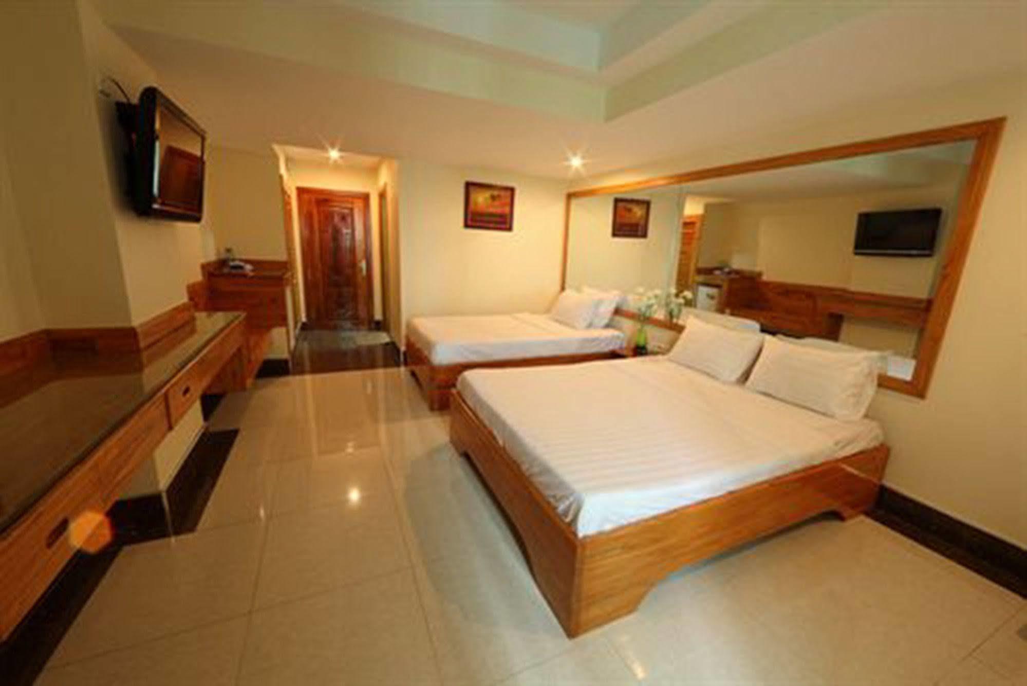 Lucky Star 2 Hotel Phnom Penh Zewnętrze zdjęcie